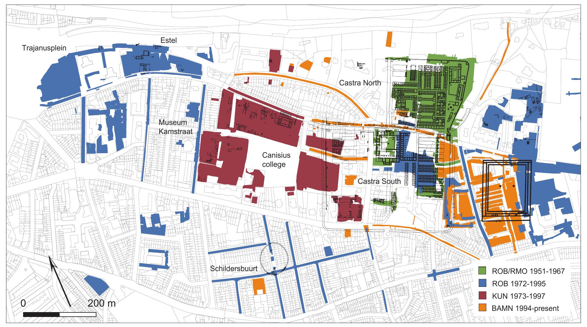 Fig. 2 Overview of excavations in the eastern part of Nijmegen, with the main toponyms used in the excavation reports.  ROB),* led by H. Brunsting, curator of the Rijksmuseum van Oudheden RMO).*4 These excavations covered most of the northeast and part of the southeast corner of the fortress. During the 1970s and 1990s large parts of the southeast corner of the fortress were investigated by the ROB, supervised by J.H.F. Bloemers, and by the Municipality of Nijmegen (BAMN), supervised by H. van Enckevort.*> Between 1973 and 1983 the former Katholieke Universiteit Nijmegen (KUN)** excavated much of the southwest quarter of the fortress, under the supervision of J.E. Bogaers and J.K. Haalebos.  