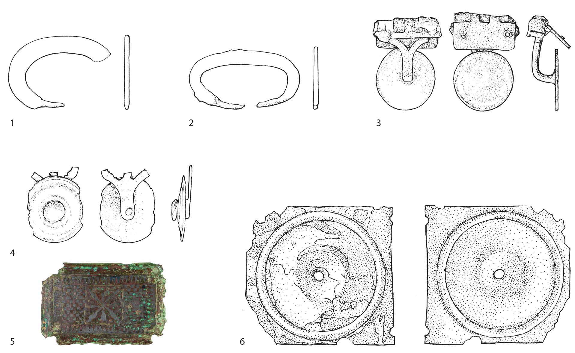 Fig. 40 D-shaped buckles with recessed integral bars, belt plates and belt frogs. Scale 2:3.  Two D-shaped buckles with recessed integral bars (fig. 40.1-2) can possibly be dated to the Late Roman period, although similar buckles were also used throughout the Merovingian period.'” 