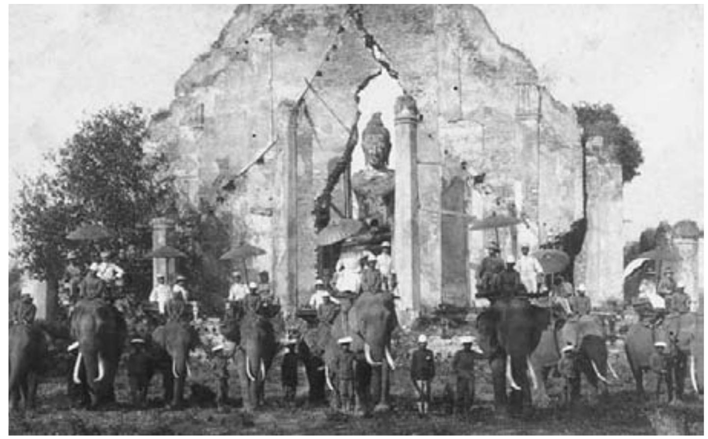 PDF) Thailand, the Worldly Kingdom (London: Reaktion Books, 2007)