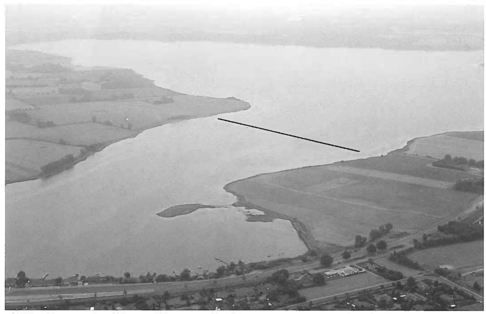 and those in the presumed naval harbours may have been built by the actual naval levy crew, or those who were locally re- sponsible for this naval area.  ow  Turning to a purely logistical identification of possible naval harbours, there seems to be a recurring feature: that - when it comes to naval harbours - there is often a wide cove (a “Nor”) or inlet (“Vig”), not a nar- row fjord area (fig. 5). In the Roman Iron Age from the 1st-5th century the approach used was to bar long and narrower fjords with barrages in the mouth of the fjord. Later wider coves or inlets were barred at places with a good view of the coast and the possibility of monitoring most of the coastal area from various positions. Examples of this are, above, the 16 km long Haderslev Fjord (cat. no. 1) with two barrages from the 4th-5th century, and below, the later Kertinge Nor on north Funen, where the related sea defences have a rather different placing and have been dated to the 10th century.” One can clearly see when the sea control structures barred access to land ar- eas up a fjord, and when they protect what is in the actual inlet or fjord. The Haderslev complex from the Roman Iron Age must be regarded as organized and built by the population groups which were responsible for the defence of the upland of the barred fjord. Sea control structures in the Early and High Middle Ages had several functions, 