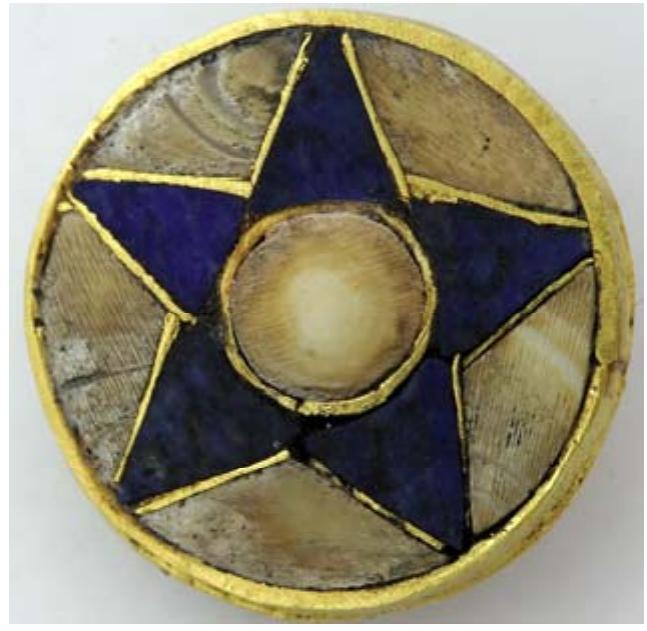 figure_004.jpg