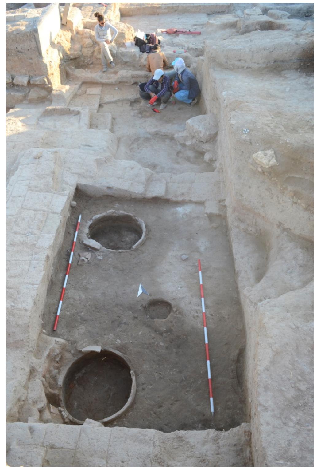 Fig. 7.5. IA I ovens and storage installation in the south-western sector of area C, view from the south.  Fig. 7.5. IA I ovens and storage installation in the 