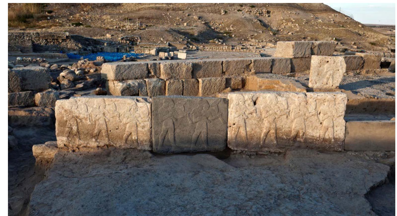 Fig. 8.14. Dawn on the sculpted orthostats in the Palace of Katuwa (end of the 10" century BCE). 