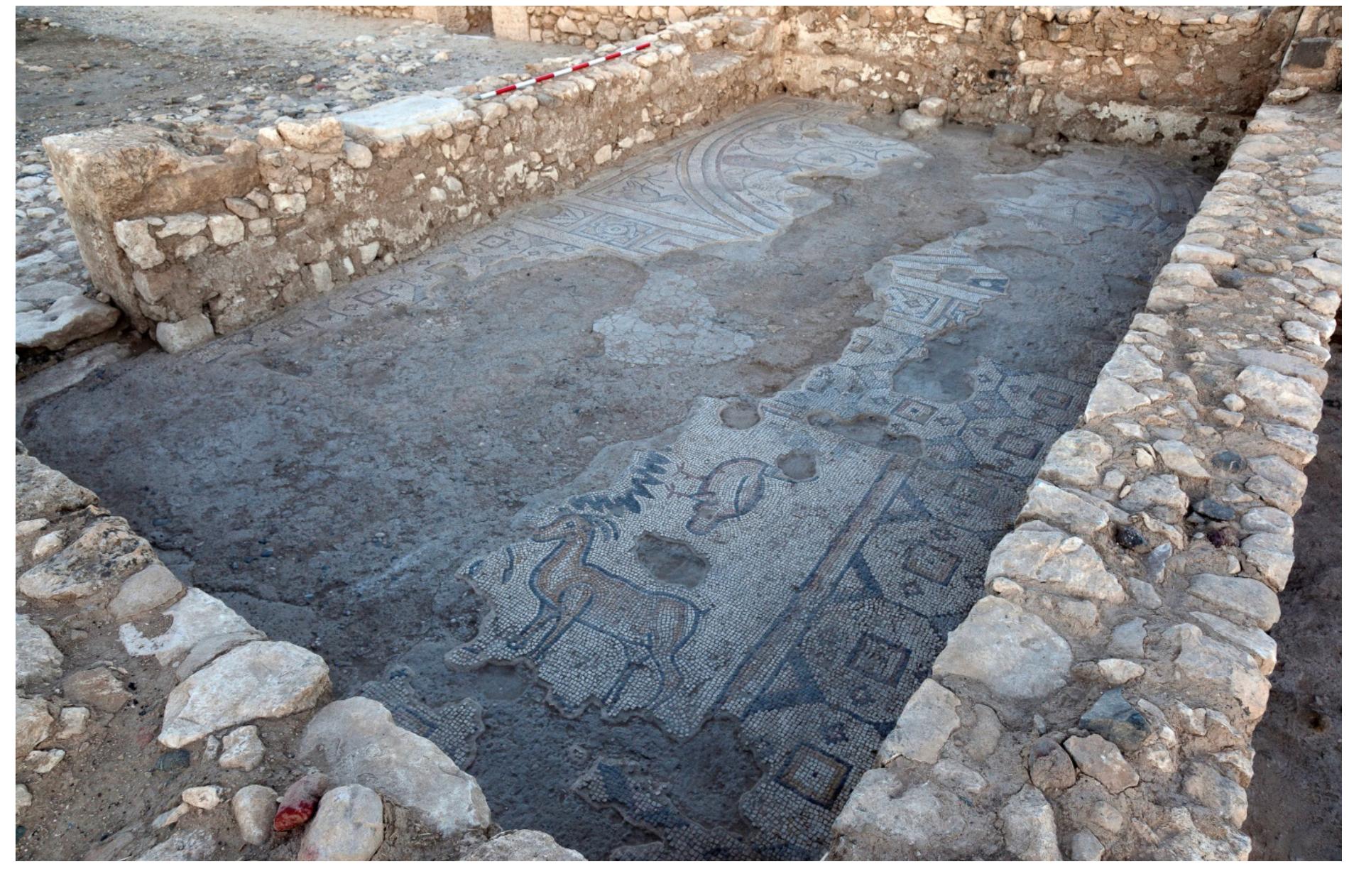Fig. 13.4. The mosaic dating to the 5" century CE in the living room of the British Museum dig house. g g ry 