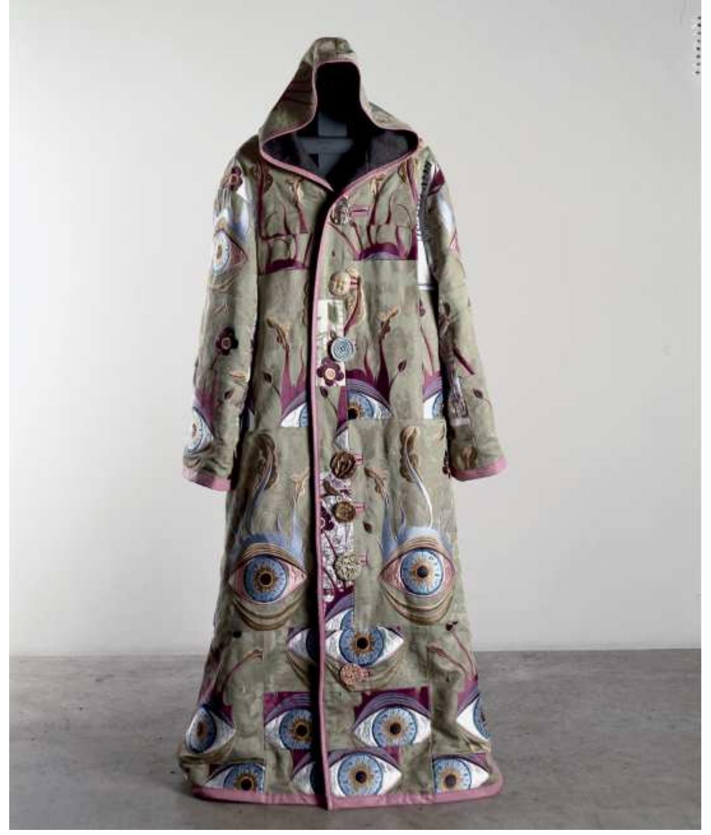 tive of Perry’s personal development, are well narrated. Though it is refreshing that his transvestism is not dealt with imme- diately, its discussion in Chapter 4 feels a little too late in the book.  Grayson Perry, Artist’s Robe (2004). Embroidered silk brocade, leather, printed linen and ceramic buttons. Collection of the artist; photo Stephen Brayne. Courtesy of the artist and Victoria  Miro Gallery, London. From Grayson Perry by Jacky Klein. 
