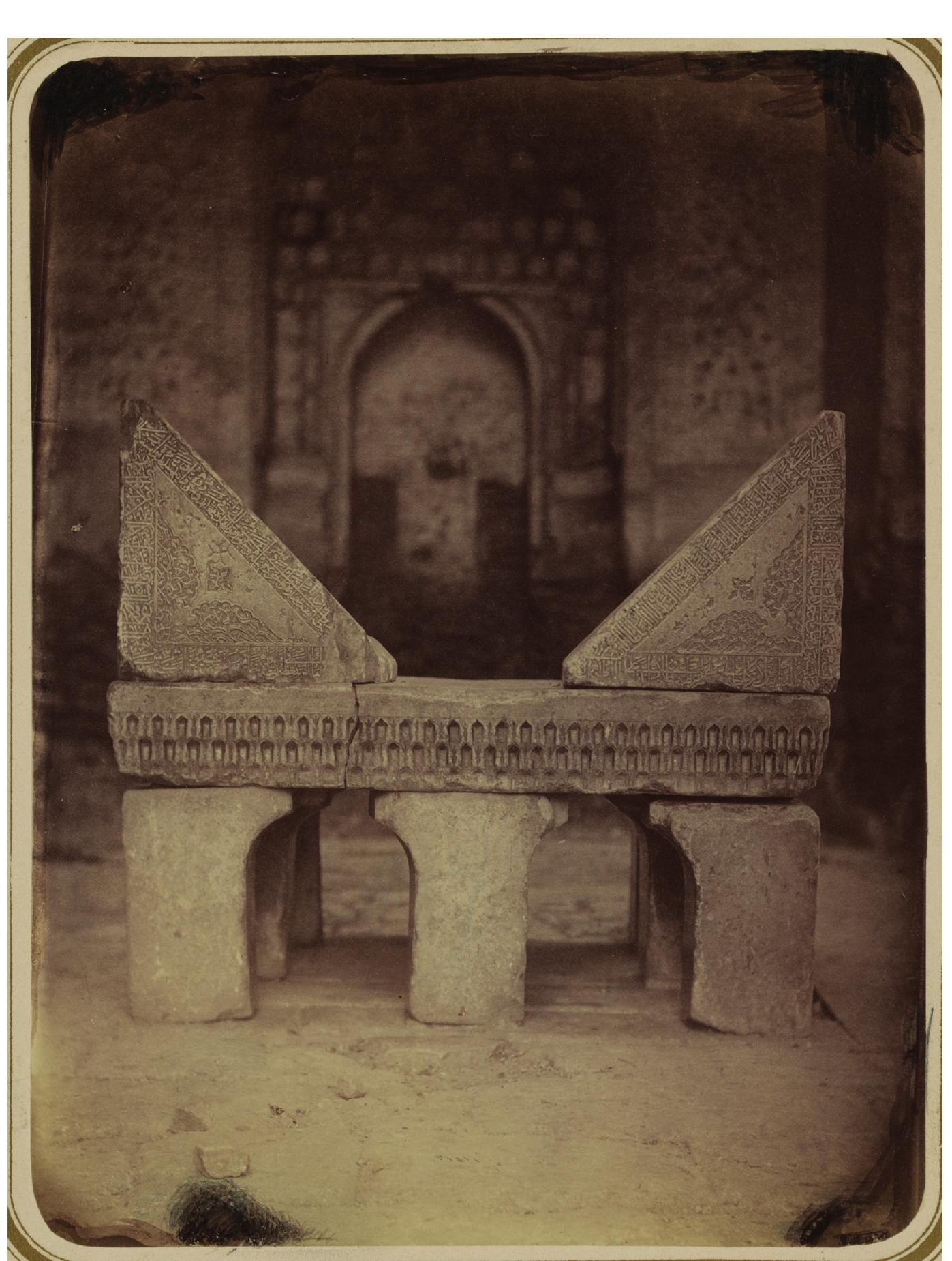 Rus ayol bilan onlayn jinsiy aloqa Ular navbatma-navbat ayolni sikishadi