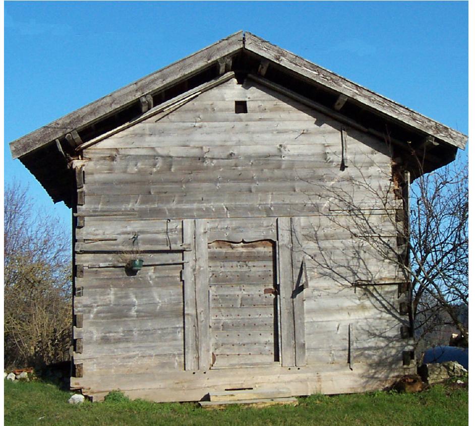 Fig. 13: Granary built by Pierre Parrenin dit Mossard, 1685 (photo by Bruno Monnet). 