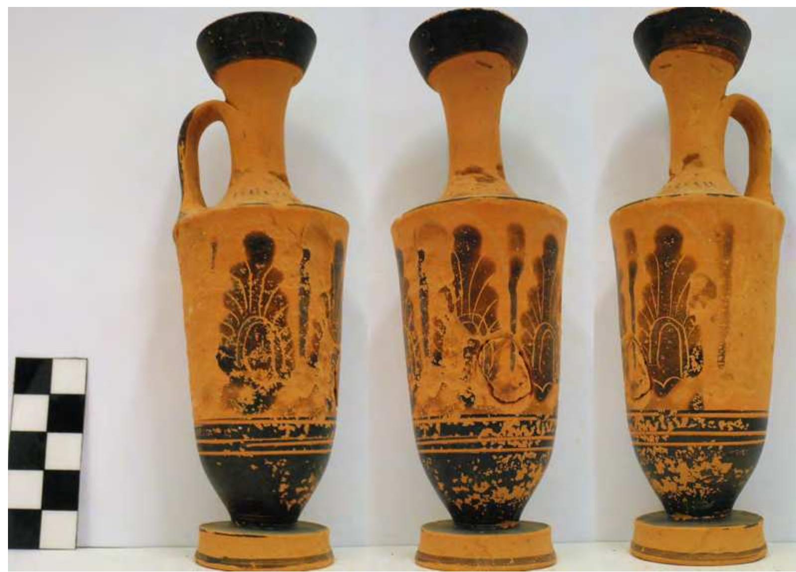 Fig. 3. Black-figure lekythos from Grave 1. Photo P. Galiatsatou. 