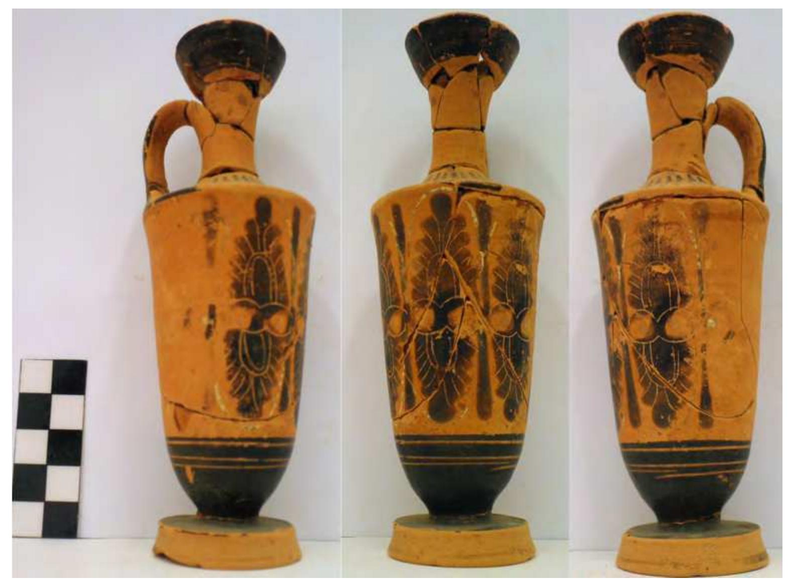Fig. 4. Black-figure lekythos from Grave 1. Photo P. Galiatsatou. 