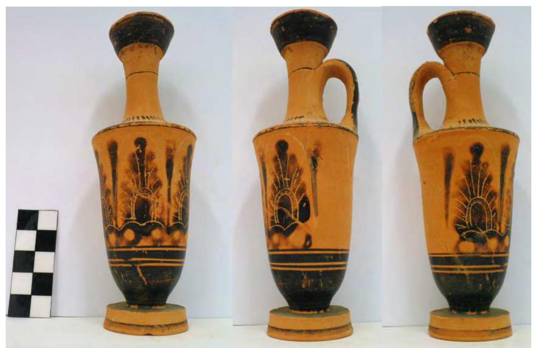 Fig. 6. Black-figure lekythos from Grave 7. Photo P. Galiatsatou. 