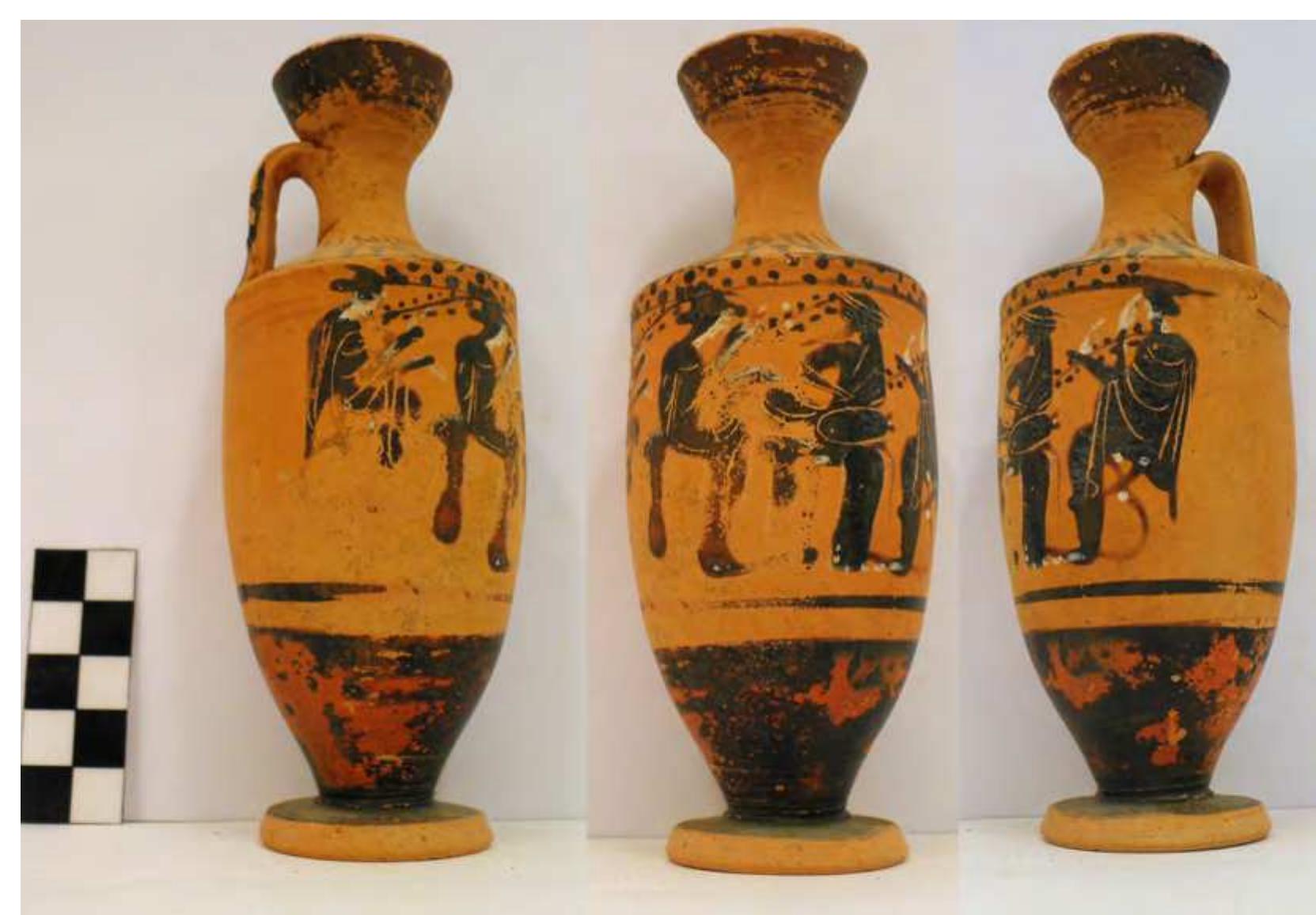 Fig. 16. Black-figure lekythos from Grave 10. Photo P. Galiatsatou. 