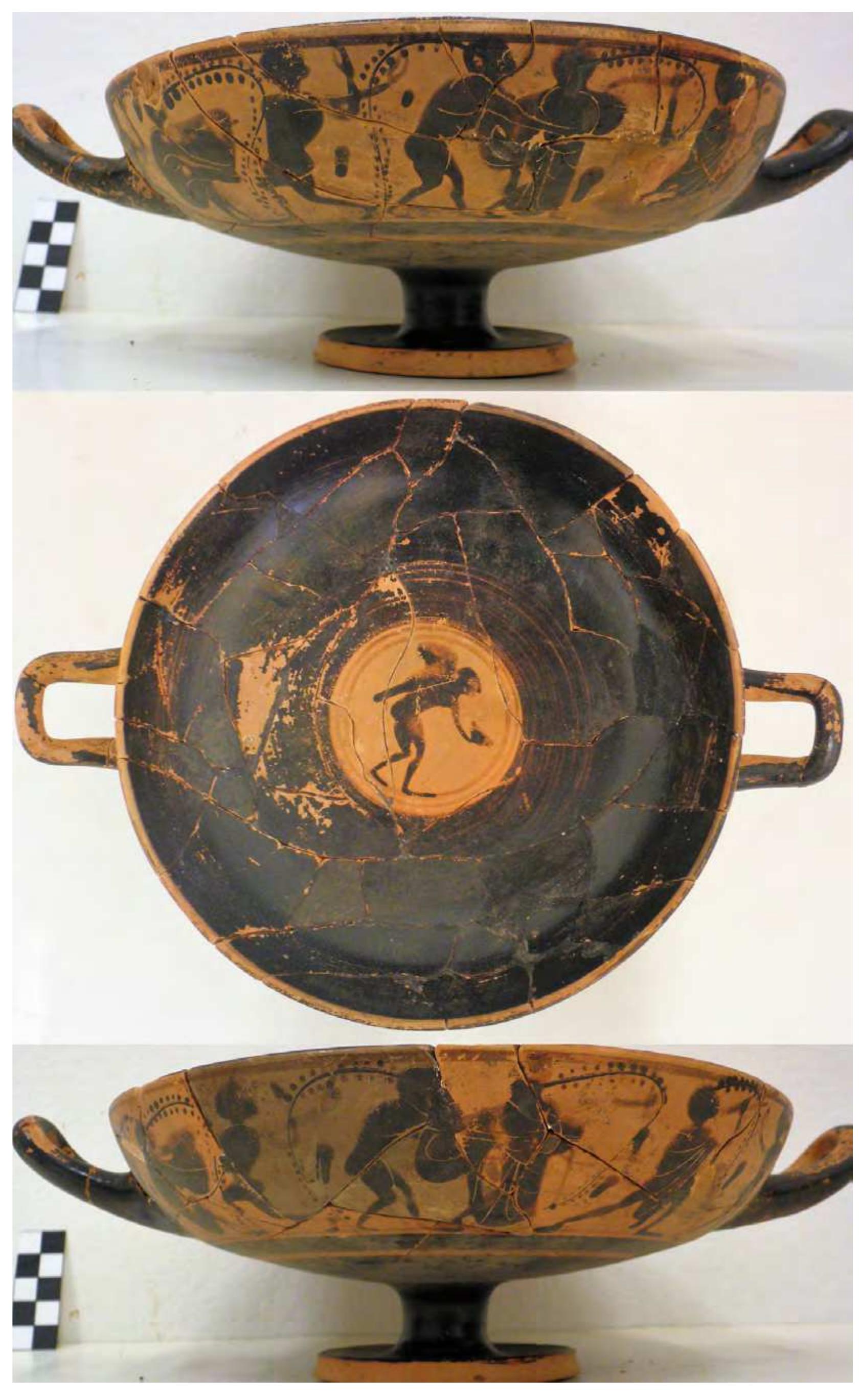 Fig. 38. Black-figure cup, Type Sub-A from Pyre 3. Photo P. Galiatsatou. 
