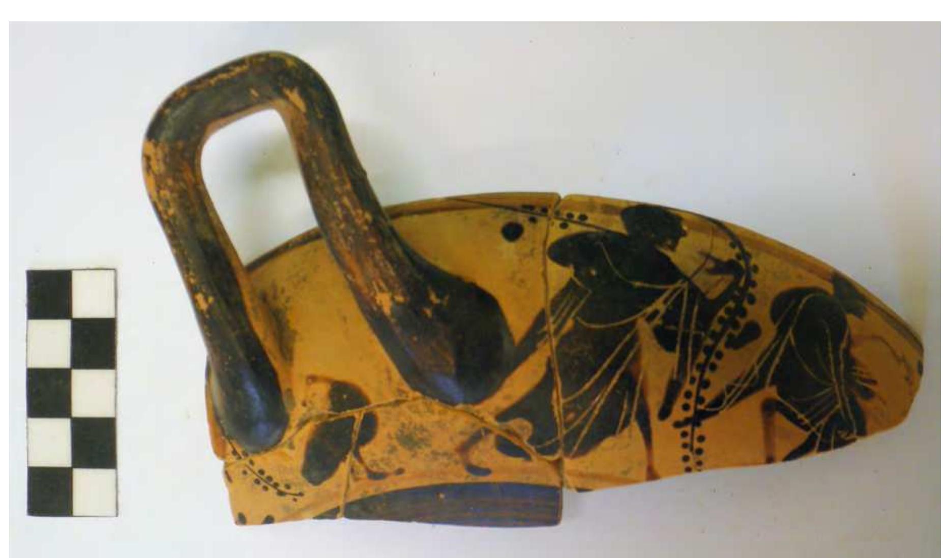 Fig. 41. Black-figure cup, Type Sub-A from Pyre 3. Photo P. Galiatsatou. 