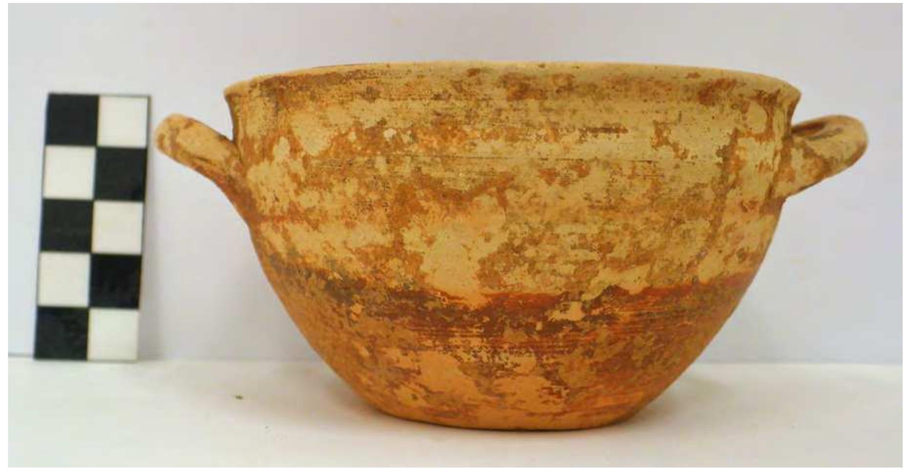 Fig. 62. Black-glazed skyphos, Type A, Attic Type, from Grave 11. Photo P. Galiatsatou. 