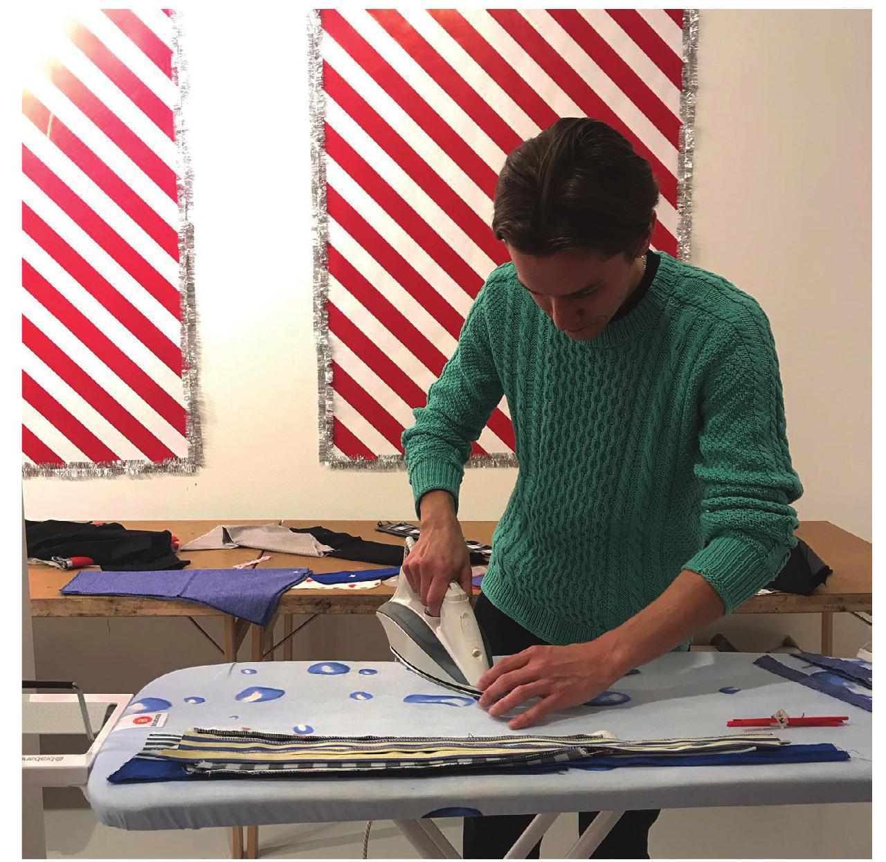 Figure 4: Ironing station at the Drop-in Factory, 2019. © HAiKw/. 