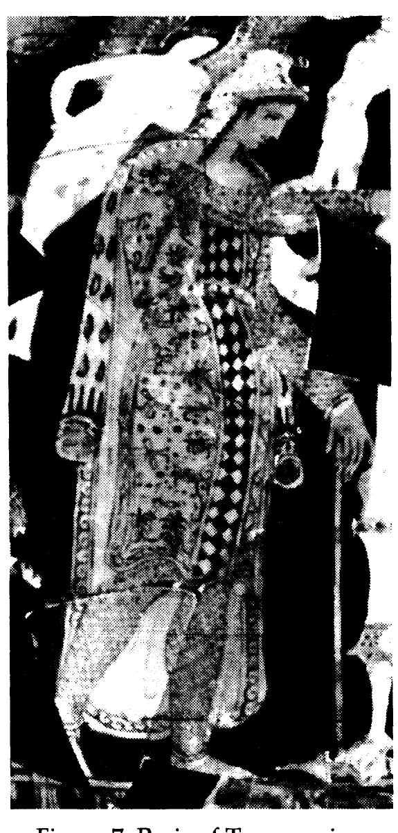 garb: kandys worn Persian-style 