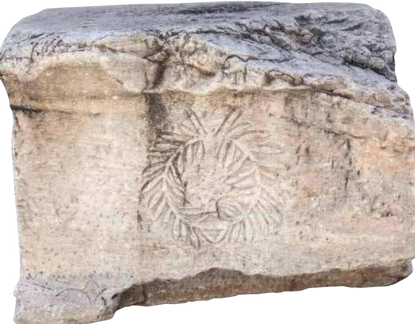 The practice of commemorating victory in athletic events by establishing votives in the sanctuary of the god for whom the festivals were staged or in the place of origin of the victor was widespread already since the Archaic period. Votives were frequently identified with the awarded prizes and included Panathena- ic amphorae, metal vases, cauldrons or tripods mounted on stone pedestals, but also elements of athletic gear, such as halteres, discuses, etc.*® As regards sculptural works, literary and epigraphic sources frequently refer to the erection of statues of victorious athletes in Panhellenic sanctuaries, such as Olympia, in which this practice was not imbued solely with a votive character, but was seen as a reward of the victors and a means of promoting and ensuring their post- humous fame’. However, the dedication of a statue was not included in the standard practices of the winners at the Panathenaea and other games in Atti- ca*; moreover, a small number of pedestals of statues of athletes who excelled in Panhellenic games have been found in Attica’. The determination of the lost sculptural works that rested on the preserved pedestals is often difficult and can be deduced from the mortises found on the top surface of these pedestals to which such votives were fixed, as in the case of the uninscribed base NAM [ 15184 (fig. 9) from the area of Callirrhoe, decorated with relief laurel wreaths on its three sides. According to written sources and the few preserved examples, which in most cases are Roman copies of the Classical types, the statues of athletes sometimes featured a distinctive element of their sport, such as discus, javelin, straps worn by the boxers etc. The established mid-5th-century statuary 