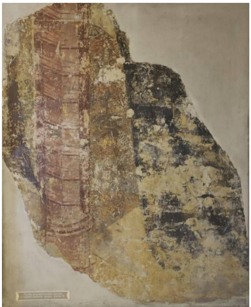 Figure 5. Prague Castle, transfer of decorative paintings Vladislav Hall, today in the depository of Prague Castle. Photo by FrantiSek Zaruba, the author’s own work. 