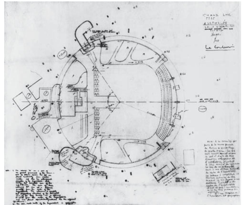 6/ Chandigarh, palazzo dell’Assemblea, pianta firmata da lannis Xenakis ed accettata da Le Corbusier (26 giugno 1957) (I. Xenakis, Musique de l’architecture ..., cit., p. 52). 6/ Chandigarh, Palace of Assembly, plan signed by lannis Xenakis and accepted by Le Corbusier (26 June 1957;  I. Xenakis, Musique de l’architecture ..., cit., p. 52).  5/ Iannis Xenakis, Studio per Terretektorh (1965-66), distribuzione dei musicisti (20 dicembre 1965).  5/ Iannis Xenakis, Studio per Terretektorh (1965-66), distribution to musicians (20 December 1965). 