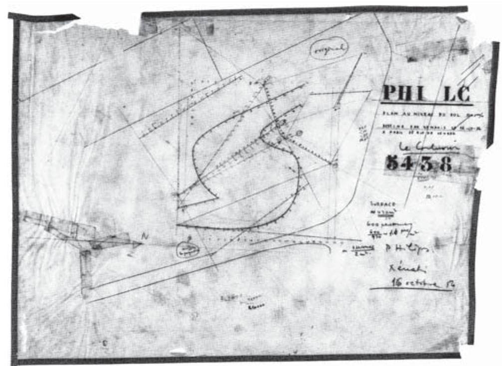 11/lannis Xenakis, disegno preparatorio per la progettazione del Padiglione Philips, pianta a livello del suolo, 16 ottobre 1956 (I. Xenakis, Musique de l’architecture ... Cth, p. 152).  11/lannis Xenakis, preparatory drawing for the design of  the Philips Pavilion, ground floor plan, 16 October 1956 (I. Xenakis. Musique de l’architecture .... cit.. ». 152). 