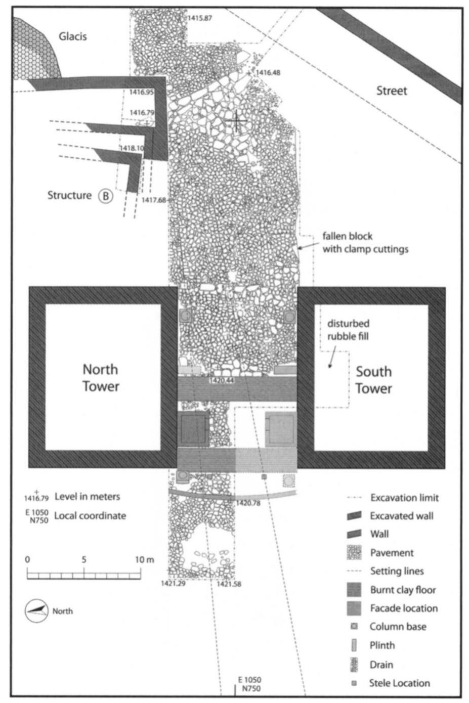 Fig. 12. Plan of monumental entrance at the eastern end of the palace complex at Kerkenes Dag (drawing by F. Sum- mers and G. Summers). 