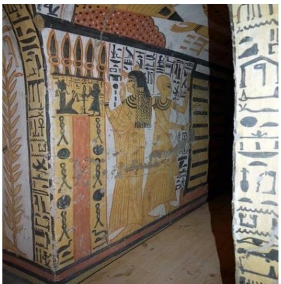 Fig. 3: The northern wall of the corridor that leads to the burial chamber C — Tomb of Nakhtamun, T.T. 335, Deir el Medina 