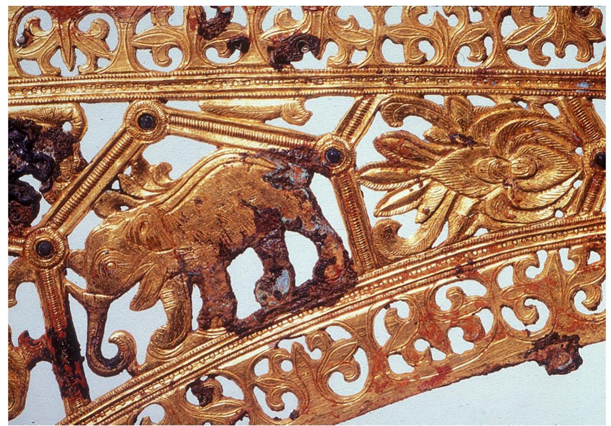 imperia in north sonal ad during t  China and the Eurasian Steppe: this is  he Kofun (250-538) period which overla  in China. Such steppe-inspired articles were a  which d Japan. T used in  ble good  s consistent with animal-style art and d  family, were interred in a fashion reminiscent of funerary rites  most evident in the per-  ornment and horse embellishments implemented in elite tombs  ps with Xianbei activities emporary development  id not extend into the subsequent Asuka and Nara periods in hese meanders were first implemented in much of the weaponry he Japanese protohistoric period and then transferred to porta-  esign.95 While one is not  yet able to establish a definite link between the core of elites in protohis- toric Japan and that of pastoral nomadic alliances such as the Xianbei, the kofun inventories indicate an intrusion of animal-style tropes into the  material  culture of Japan.% 