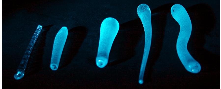 The stick objects were developed for making sound on the other objects. Most of them are formed as drop shapes, either straight or slightly bend (Figure 3.4). All these ob- jects are coated with silica sand, to be able to cause friction when used on the other instruments. 