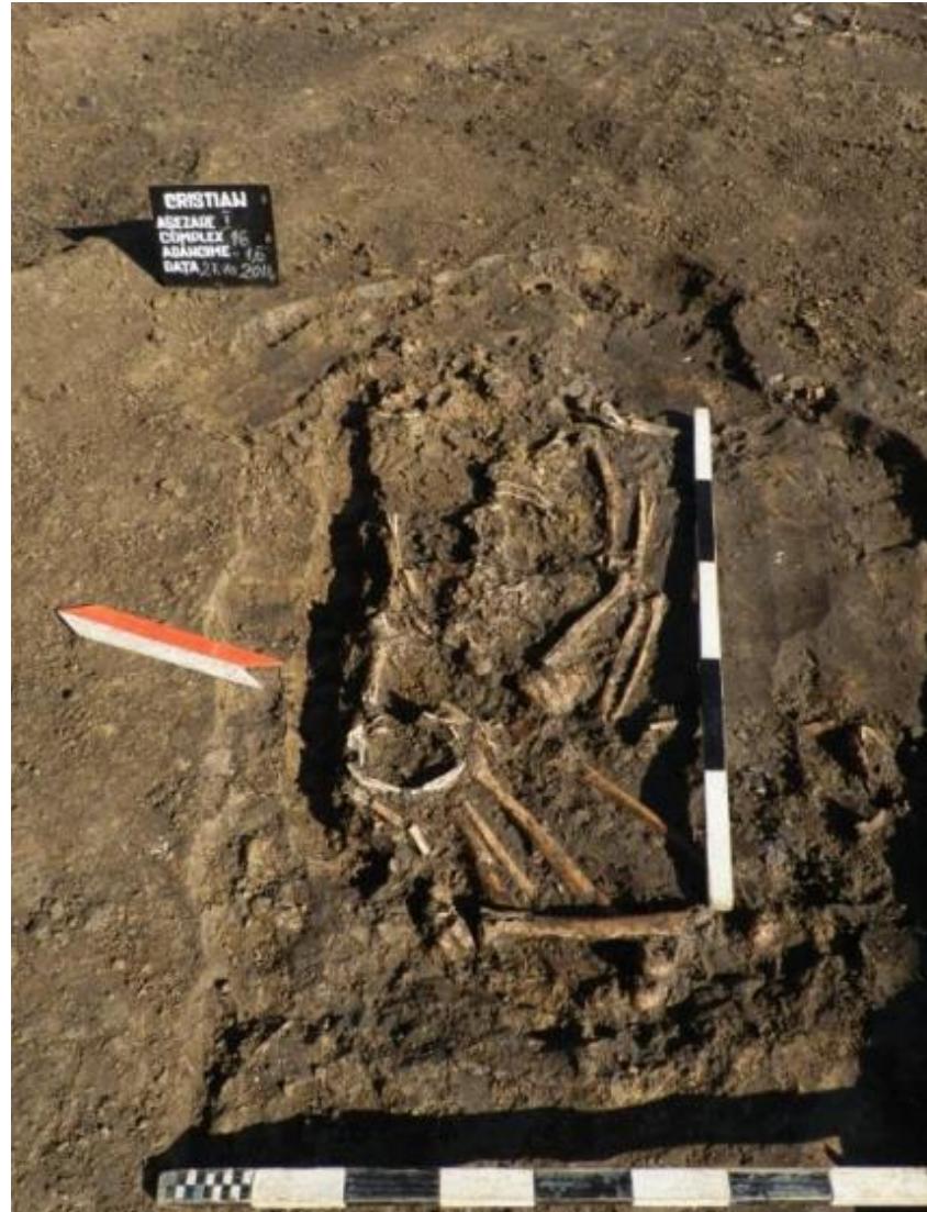 *hoto 2. Cristian I, Sibiu county grave MZ (Apud Luca 2015, p 198). 