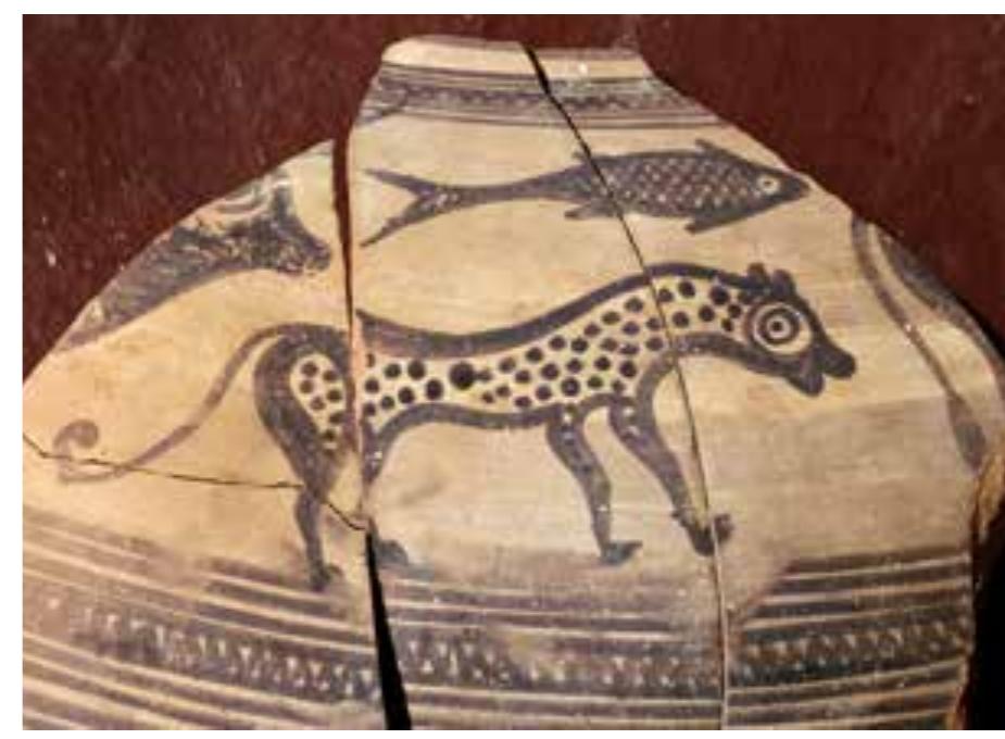 on its surface, Comb-Incised Red Ware, and Dasht Polychrome Ware. Dasht Polychrome Ware is so far attested only for funerary contexts and is decorated with friezes or metopes of geometric designs painted in black and filled in red, yellow and white (Fig. 11.22). Naturalist patterns are rarely observed. Archaeometric studies show that the decorations were applied after firing.  the decorations were applied after firing. 