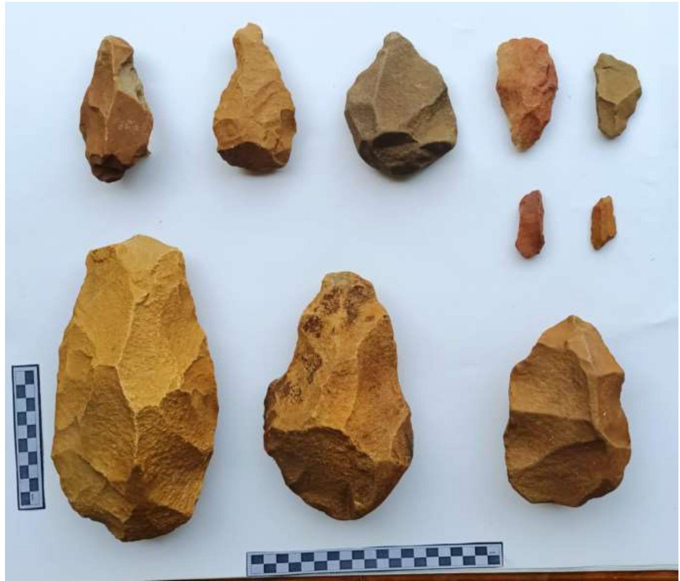 The lithic industry constitutes predominately the medium-sized Acheulian handaxes wh includes the triangular shape and also a few pebble butt-end handaxes. The handaxes mainly he medium sized scars. A chopper tool is reported in the mixed assemblages with the other artefa: Few blade tools can also be found at the site. Several tools have sharp edges suggesting that | artefacts were located in their original context but when we have compared the ratio of sharp a blunt-edged tools, the latter is found to be in significant numbers. This site is probably used  short durations such as during hunting expeditions and butchering. These types of sites serve a  better indicator of the presence of large primary sites near around the area’. 