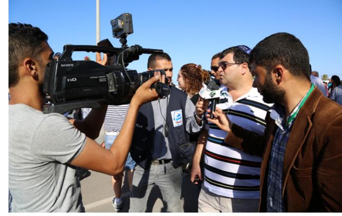René Trabelsi’s TV Interview, 2014. Photograph © Manoél Pénicaud.  Mourad Boussetta, “Reducing barriers: how the Jews of Djerba are using tourism to assert their place in the modern nation state of Tunisia,’ The Journal of North African Studies 23, 1-2 (2017): 311-331, https:// doi.org/10.1080/13629387.2017.1383160.   Albert Bessis and André Barouch were ministers under Habib Bourguiba in the 1950s. 