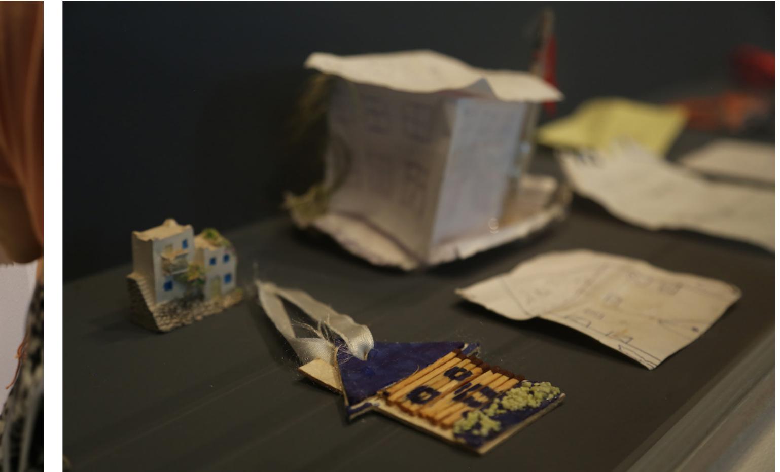 Fig. 23. Ephemeral wishes performed by Muslims, Liew saints partagés, Mucem, 2015. Photograph © Manoél Pénicaud. 