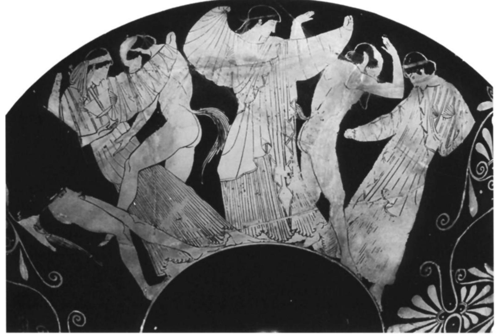 Fig. 10. Munich 2647 VAS. Side B: satyrs and maenads. (Courtesy Staatliche Antikensammlungen und Glyptothek Miinchen) 