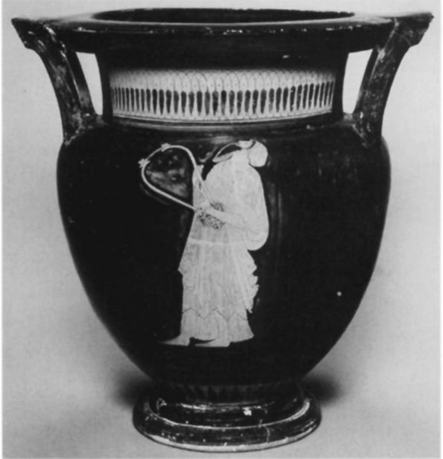 Fig. 14. Side A: komast wearing sakkos, with lyre. (Photo after Sotheby London Catalogue [9 December 1993] lot 42)  troduced it to Athens.*4 Frontisi-Ducroux and Lissar- rague stressed the Dionysiac context for Ionic (?) ko- mastic disguises that “supplement rather than mask their gender. By appropriating certain signs of the feminine, they show themselves off to be ambisexed beings, striving to transcend gender categories.” Most importantly, the men are shown to seek for a time “to become other” because this was, for a man, the only means of getting closer to Dionysos.*6 Further support for the Dionysiac-komastic interpretation might be found in Delavaud-Roux’s recent study of the dance executed by the komasts; she insists that it has greater affinity with Dionysiac, specifically maenadic, dance than with any other dance type known to her.*7  A third stream of interpretation. that these ko-  